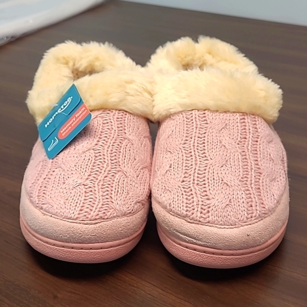 Hometop Size 10 Pink Cable Knit Fuzzy Slippers